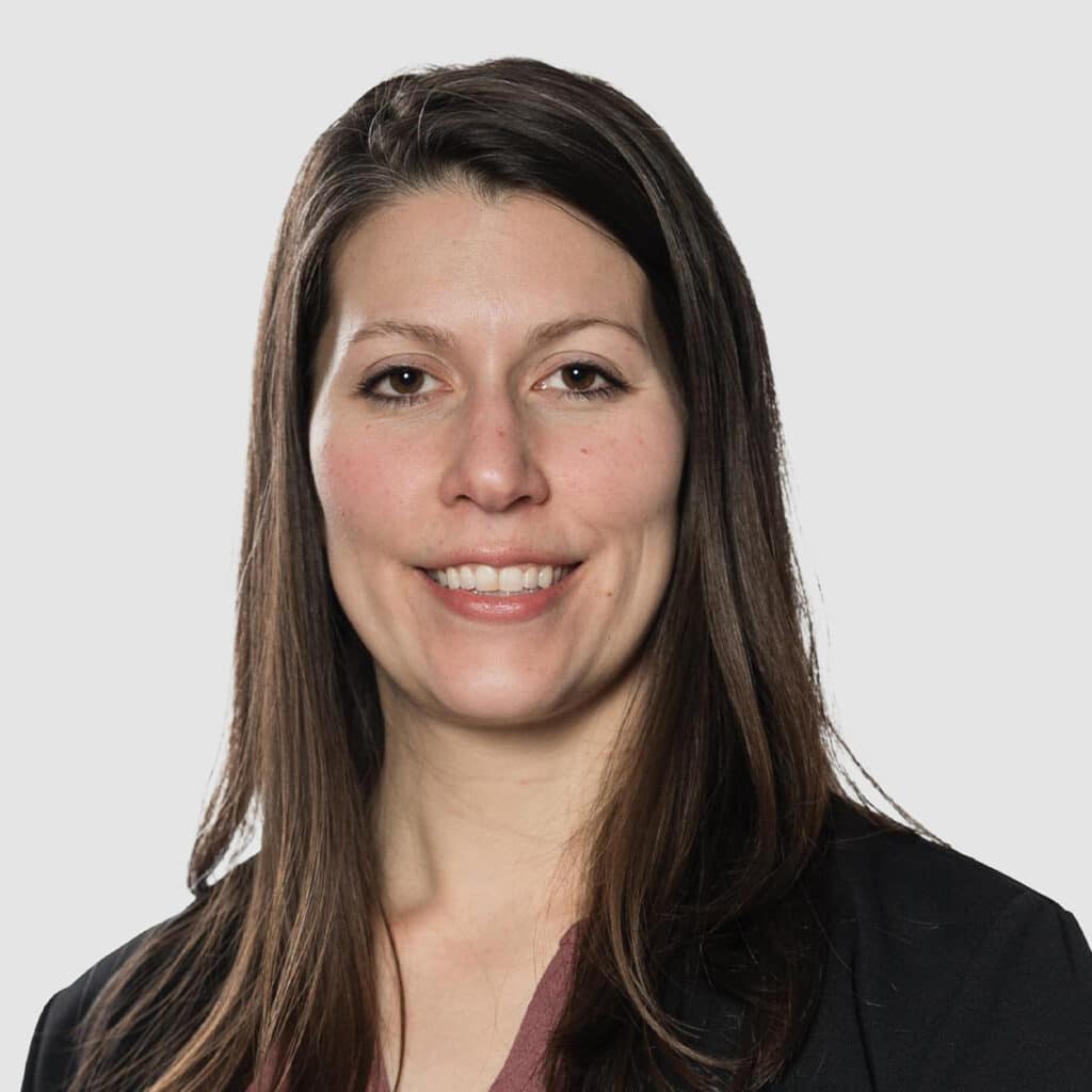 Amanda M Kogelschatz